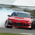 NOTICIAS>> JHONNATTAN CASTRO BUSCA SU TERCERA CORONA DE DRIFT!